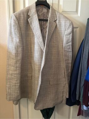 TALLIA Light Gray Plaid Sport Coat